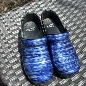 DANSKO Professional Nursing Clog Blue Water Patent Leather Size 37. Worn once.